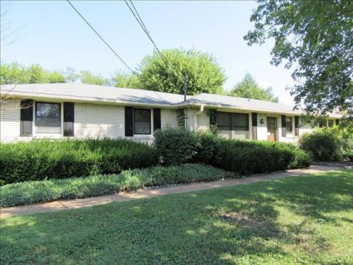 130 Georgetown Dr, Hendersonville, TN 37075-3077