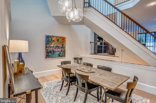 18285 Mullfield Village Ter, Leesburg VA  20176-7466 exterior