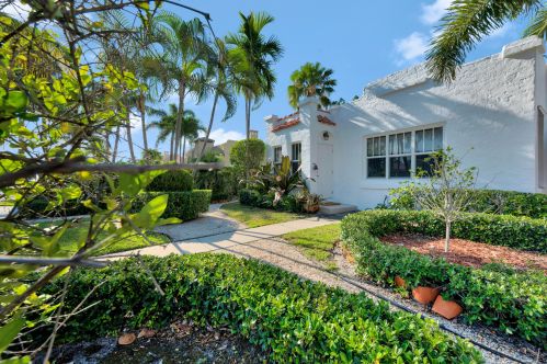 350 Plymouth Rd, West Palm Beach, FL 33405-3220