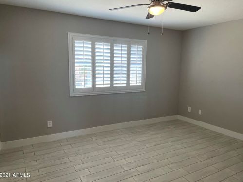 2445 Intrepid Ave, Mesa AZ 85204-7028 exterior