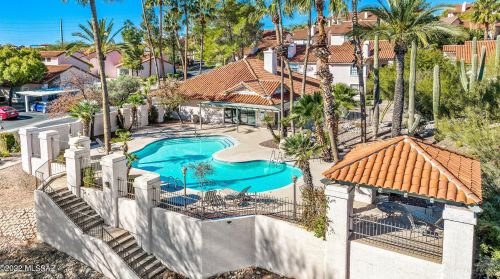 6414 Tierra De Las Catalinas, Tucson AZ  85718-2150 exterior