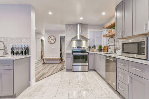 1042 Bellingham Dr, San Jose, CA 95121-2310