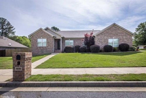 8030 Nora Ln, North Little Rock, AR 72120-9691