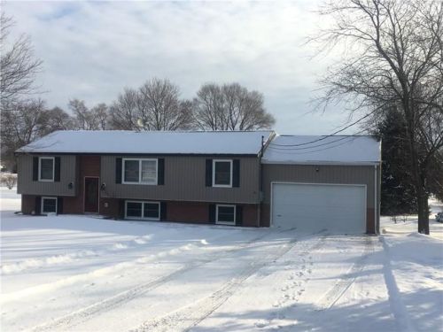 8943 Clipnock Rd, Stafford, NY 14143-9520