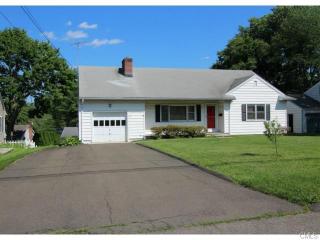 49 Edward Pl, Stamford, CT 06905-2938