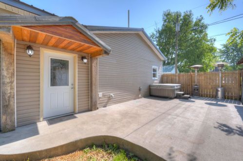 312 Oak St, Hide Away Hills OH  43107-1038 exterior