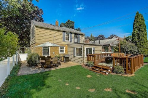 2800 86th St, Milwaukee WI  53222-4724 exterior