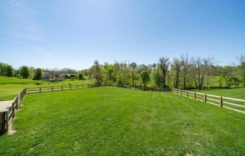 7381 Maybury Ct, Florence KY  41042-8137 exterior