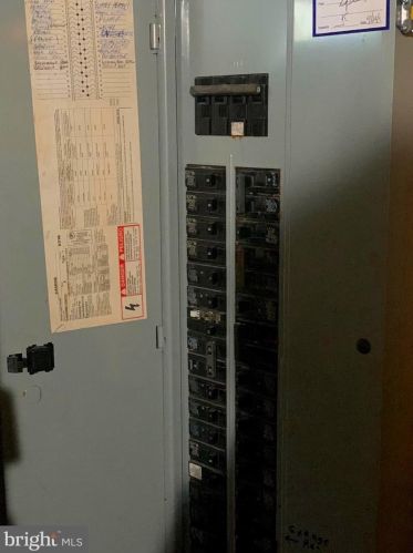 463 School Ln, Harleysville PA  19438-1714 exterior