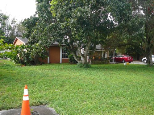 1709 Coronado Ave, Fort Pierce, FL 34982-5733