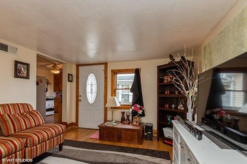 1001 75th St, Milwaukee WI 53214-3017 exterior