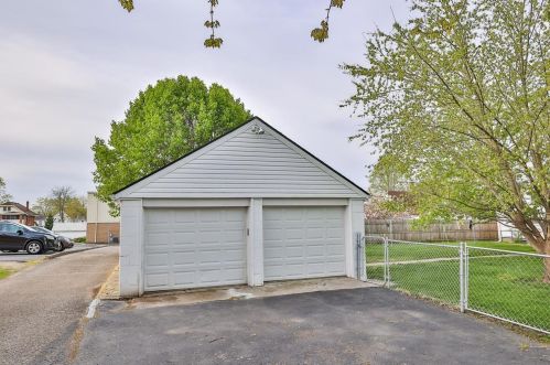 226 Sycamore St, New Haven OH  45030-1131 exterior