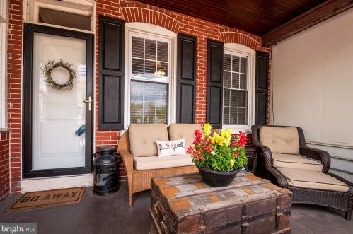 402 14th St, Wilmington, DE 19801-1012
