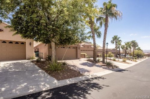 2712 Desert Flowers Dr, Bullhead City, AZ 86429-5921