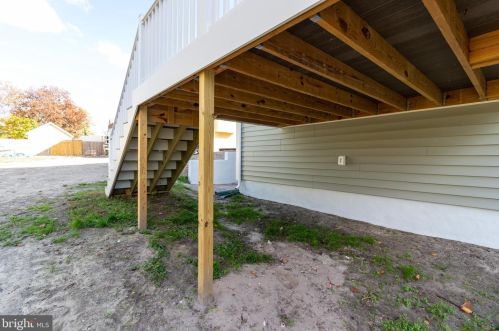 511 4th St, Laurel DE  19956-1506 exterior