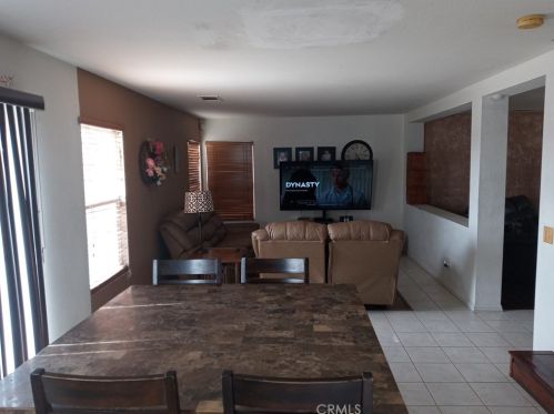 2744 Sonoma Oaks Ave, Perris CA  92571 exterior