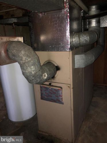 1034 Philadelphia Ave, Gilbertsville PA  19525-9511 exterior