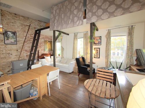 1112 Carolina Ave, Washington, DC 20003-2204