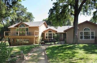 5276 Wise Rd, Lincoln, CA 95648-9657
