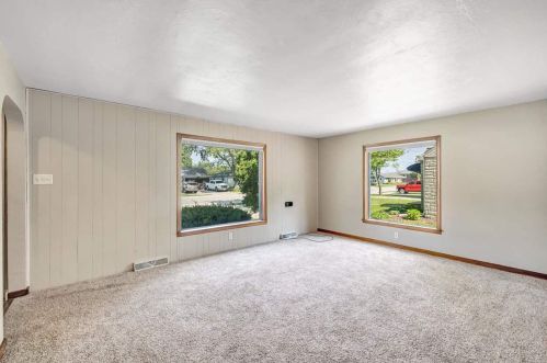 1101 Fisk St, Green Bay, WI 54304-2217