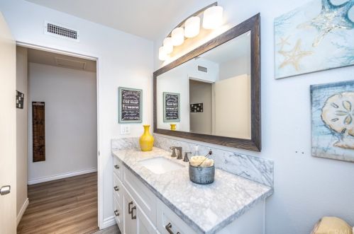 2762 Diana Ave, Anaheim, CA 92806-4801
