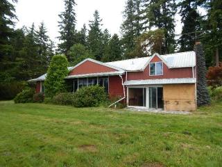 20903 Indianola Rd, Breidablick WA  98370-7720 exterior