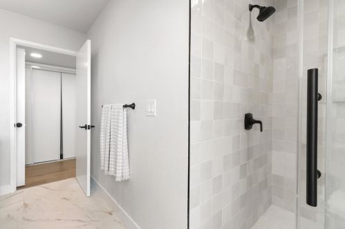 15825 Alta Vista Way, San Jose CA  95127-1704 exterior