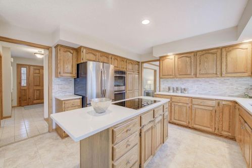 1710 Laurel Ave, Hudson WI  54016-2000 exterior