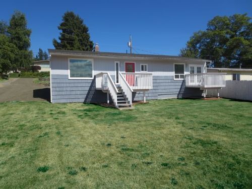 5085 Hart St, Bremerton, WA 98311-2461