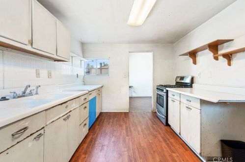 217 Stuart Ave, Redlands CA  92374-3367 exterior