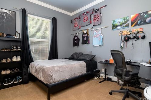 416 Southbury Ln, Chico CA  95973-8230 exterior