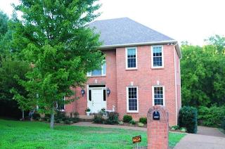 2616 Highlands Dr, Nashville, TN 37221-3019