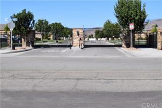 1311 Palomino Ct, Hemet, CA 92543-1305