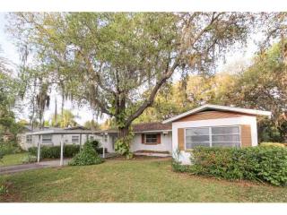 37350 Oak Ln, Umatilla, FL