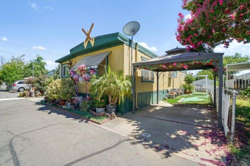 3623 Magpie Ln, North Highlands, CA 95660-5116