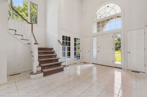 167 Fox Hill Dr, Rocky Hill, CT 06067-2812