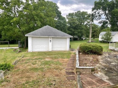 1440 4th St, Monongahela, PA 15063-1270