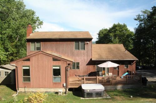 1443 Route 208, Washingtonville NY  10992-1909 exterior