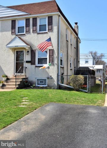 1855 Harfman Dr, Woodlyn, PA 19094-1919