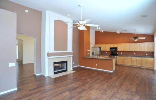 9458 Stonebrook Dr, Tucson, AZ 85743-5485