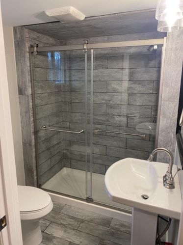 141 Gatch St, Milford OH  45150-1055 exterior