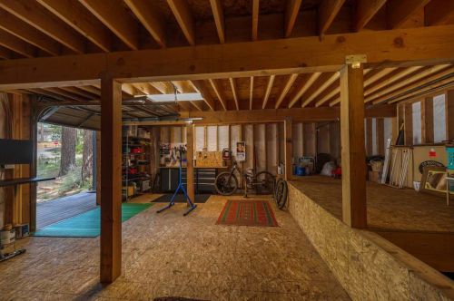 11639 Rocky Ln, Truckee CA  96161-4933 exterior