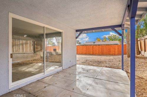 16121 Colina St, Victorville CA  92395-3610 exterior