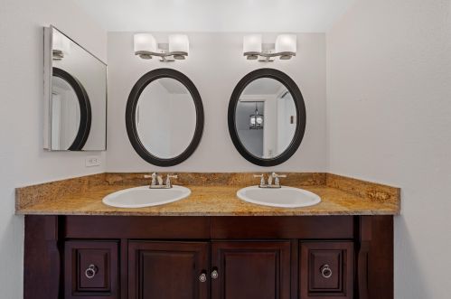 35054 Mission Hills Dr, Rancho Mirage CA  92270-1323 exterior