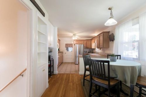 19 Casey Dr, Middletown RI  02842-6224 exterior