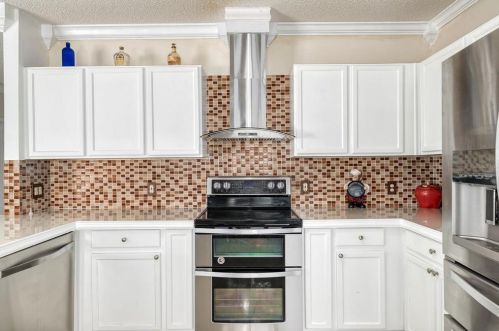 51 Cordona Dr, Kissimmee FL 34758-3440 exterior