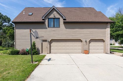 38 Deneveu Cir, Fond Du Lac, WI 54935-5457