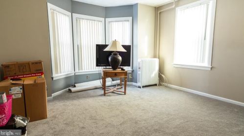 2927 Derry St, Harrisburg PA 17111-1644 exterior