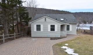 9 Pinecliff Lake Dr, West Milford Lakes NJ  07480-4838 exterior