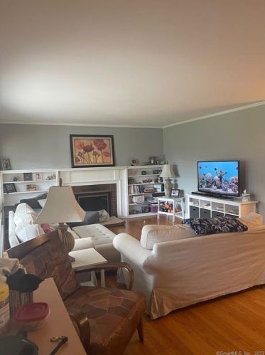 25 Sheldon Ln, Litchfield, CT 06759-3421